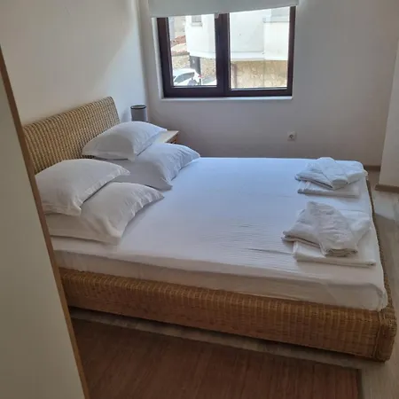 Elea Apartmanhotel 4*