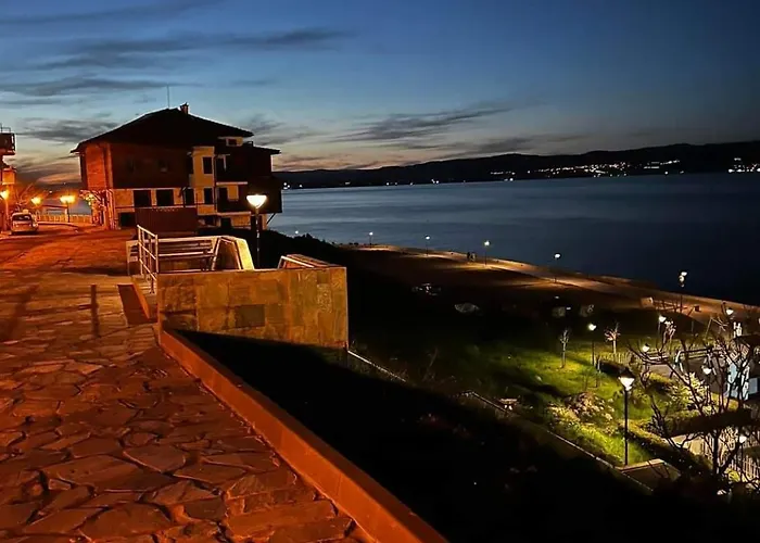 Elea Apartmanhotel 4*