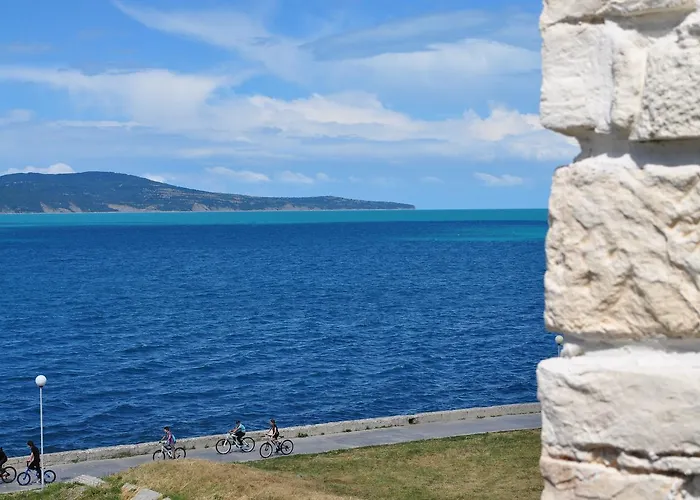 Apartmanhotel Elea 4*